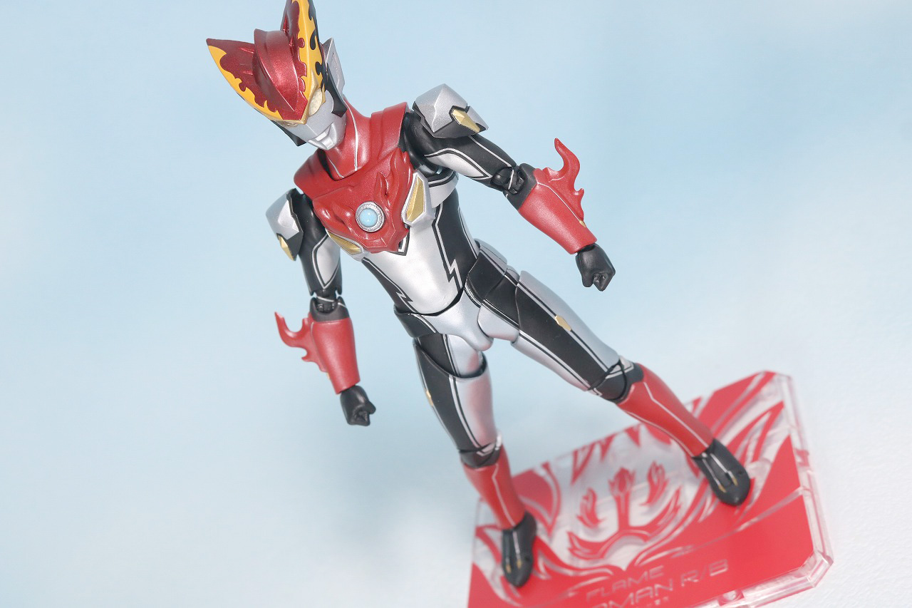 S.H.フィギュアーツ　ウルトラマンロッソ　フレイム　レビュー　アクション