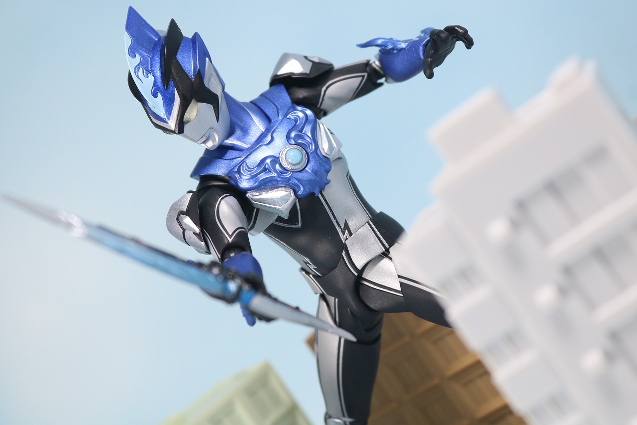 S.H.フィギュアーツ　ウルトラマンブル　アクア　レビュー　アクション