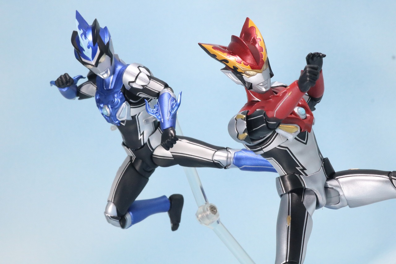 S.H.フィギュアーツ　ウルトラマンロッソ　フレイム　レビュー　アクション