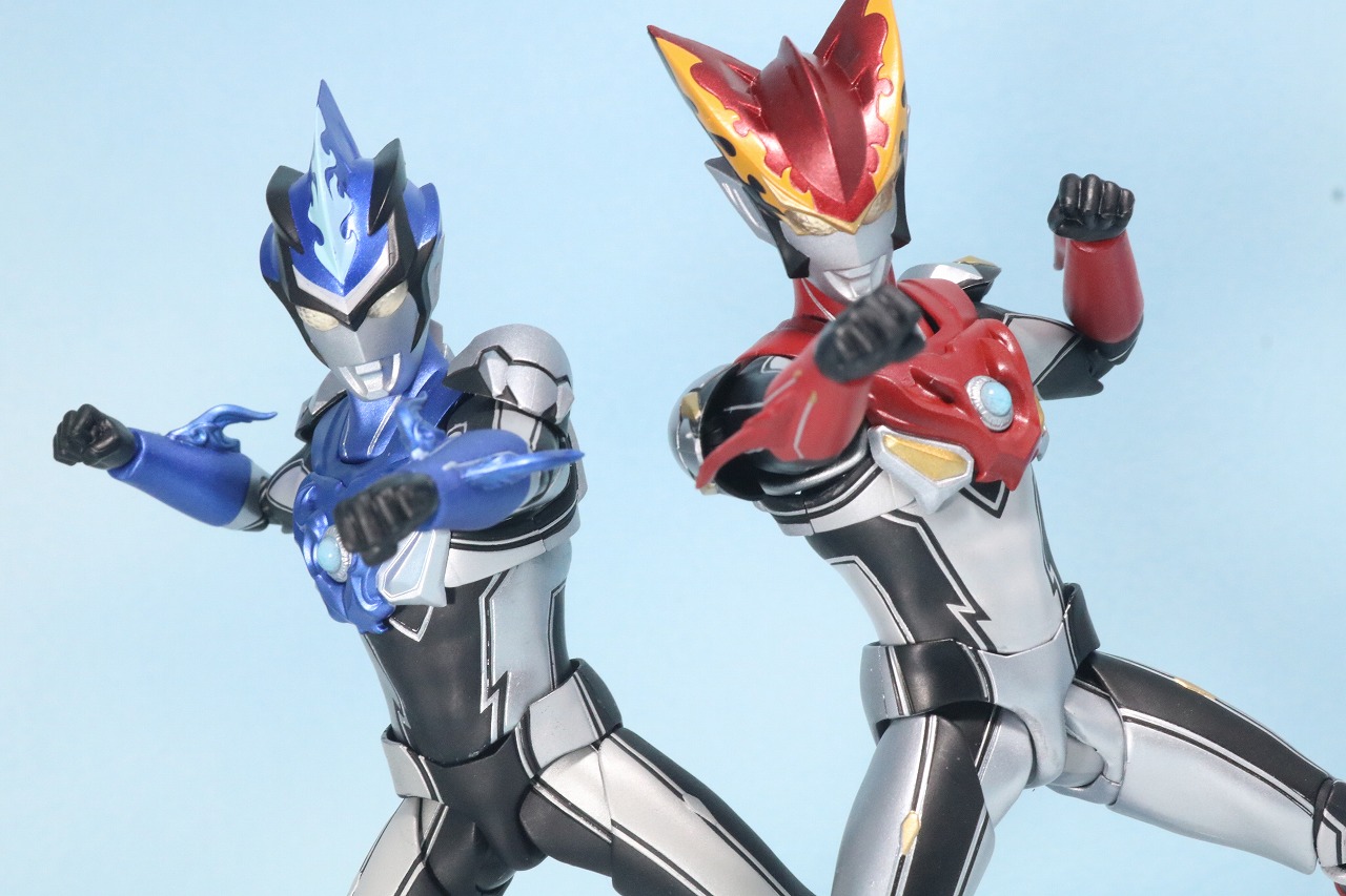 S.H.フィギュアーツ　ウルトラマンブル　アクア　レビュー　アクション