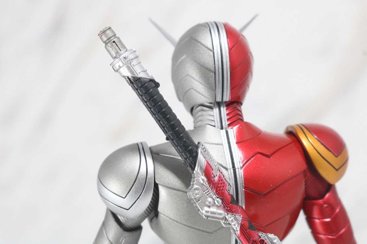 S.H.フィギュアーツ　仮面ライダーW　ヒートメタル　真骨彫製法　レビュー　付属品　メタルシャフト