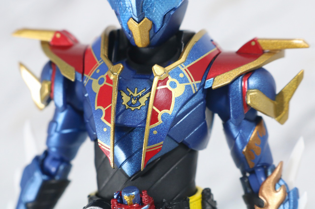 S.H.フィギュアーツ　仮面ライダーグレートクローズ　レビュー　全身