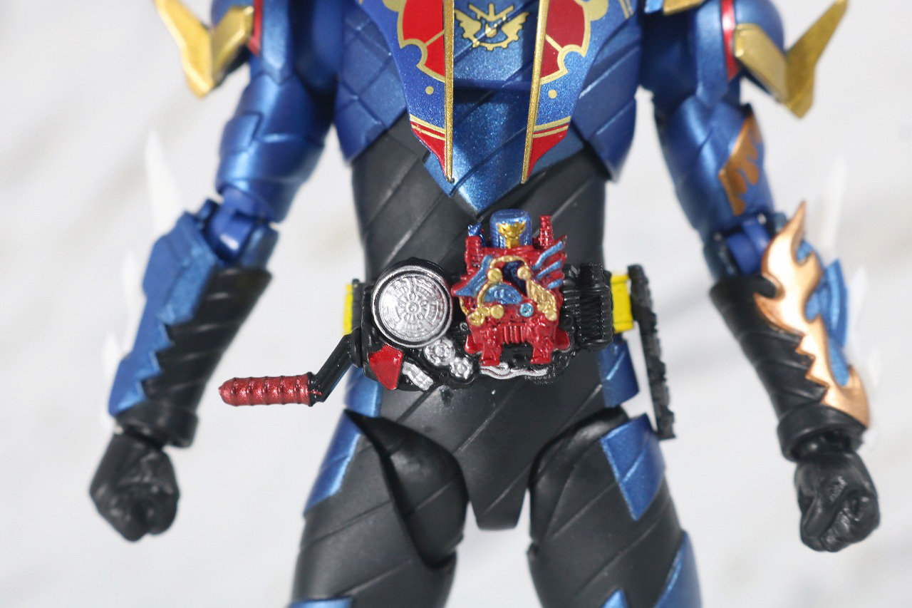 S.H.フィギュアーツ　仮面ライダーグレートクローズ　レビュー　全身