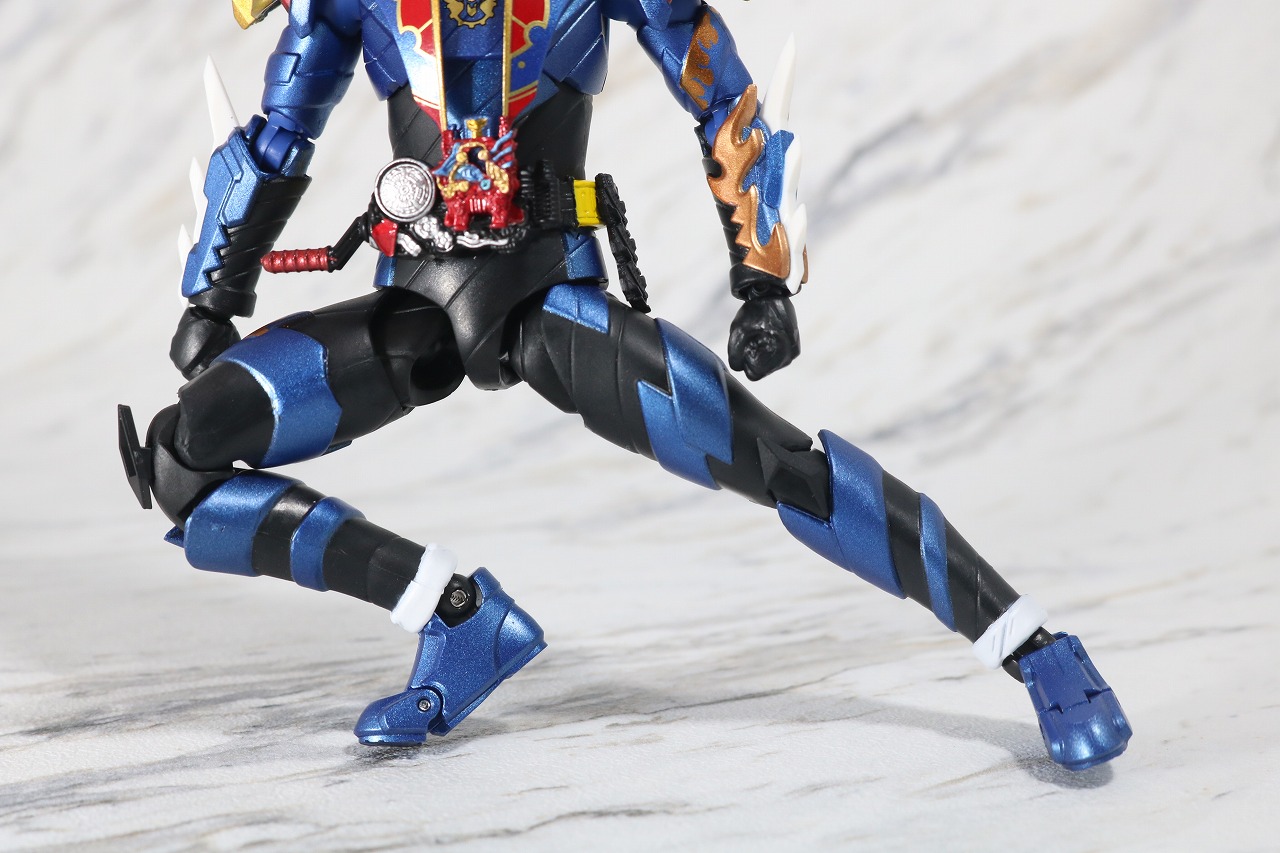 S.H.フィギュアーツ　仮面ライダーグレートクローズ　レビュー　可動範囲