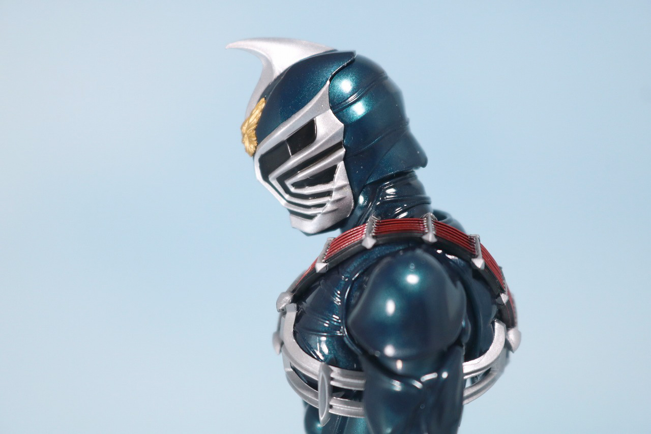 S.H.フィギュアーツ　仮面ライダー轟鬼　真骨彫製法　レビュー　可動範囲