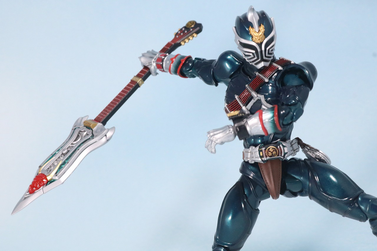 S.H.フィギュアーツ　仮面ライダー轟鬼　真骨彫製法　レビュー　アクション