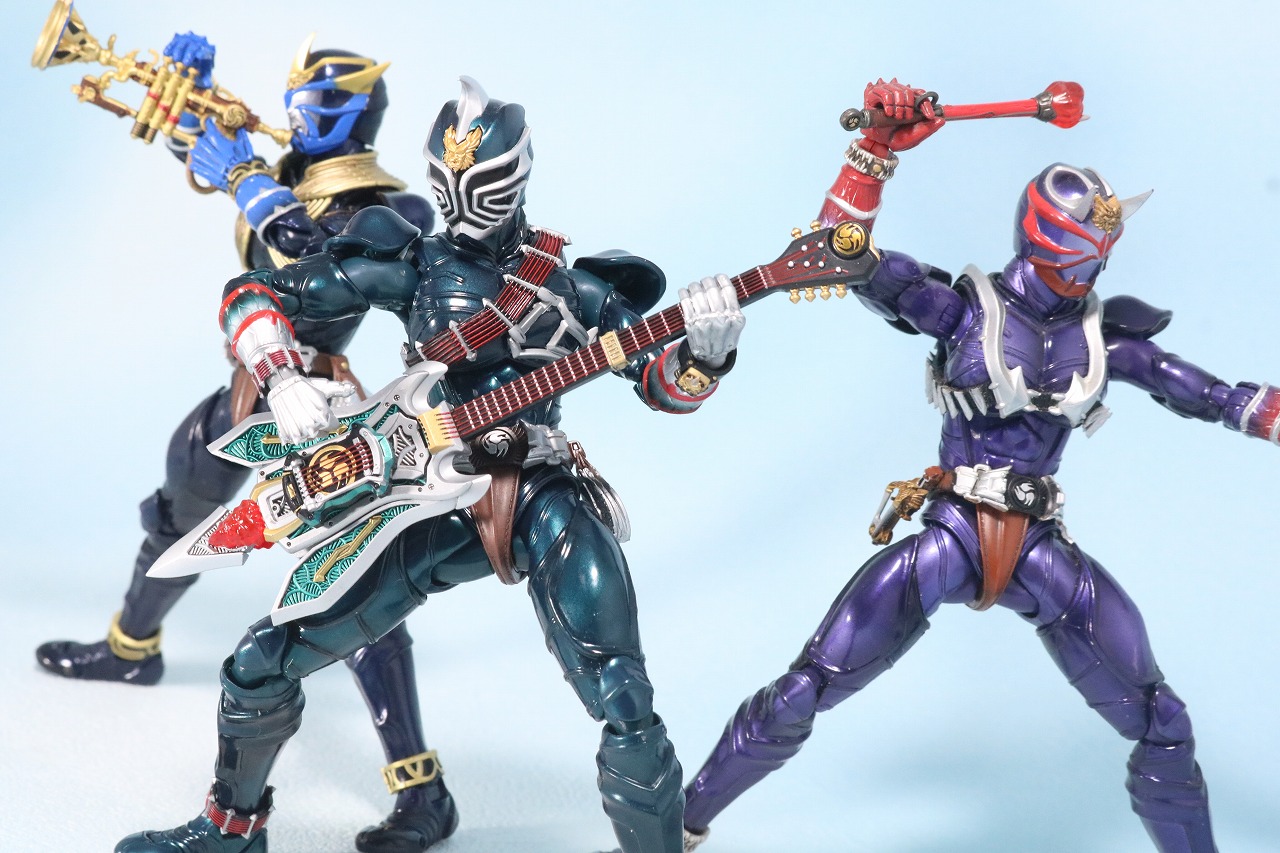 S.H.フィギュアーツ　仮面ライダー轟鬼　真骨彫製法　レビュー　アクション　響鬼　威吹鬼