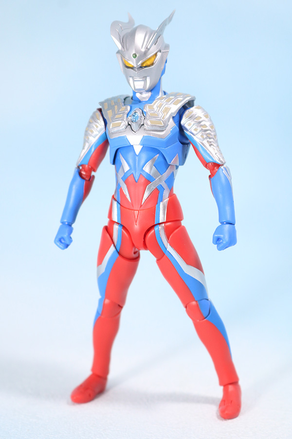 S.H.フィギュアーツ　ウルトラマンゼロ　レビュー　全身