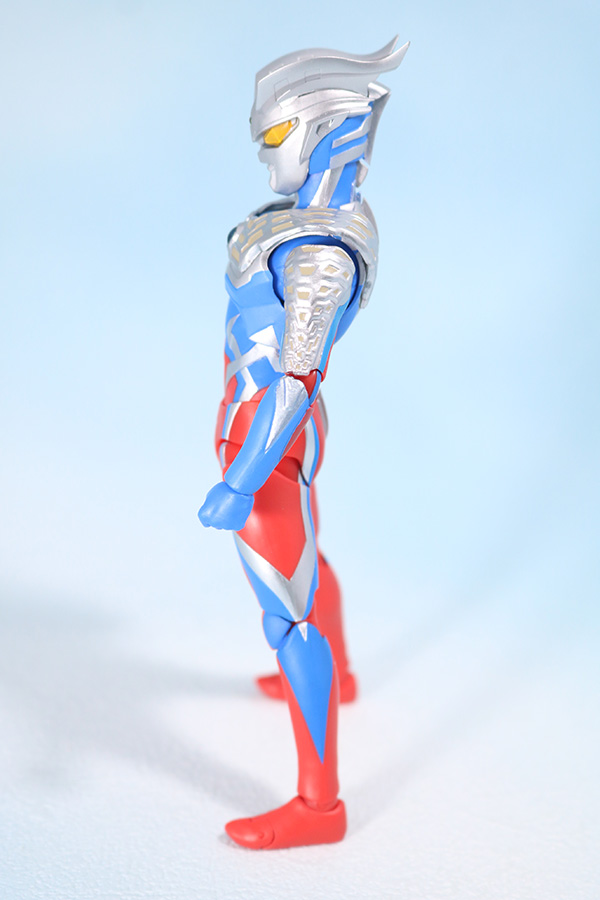 S.H.フィギュアーツ　ウルトラマンゼロ　レビュー　全身