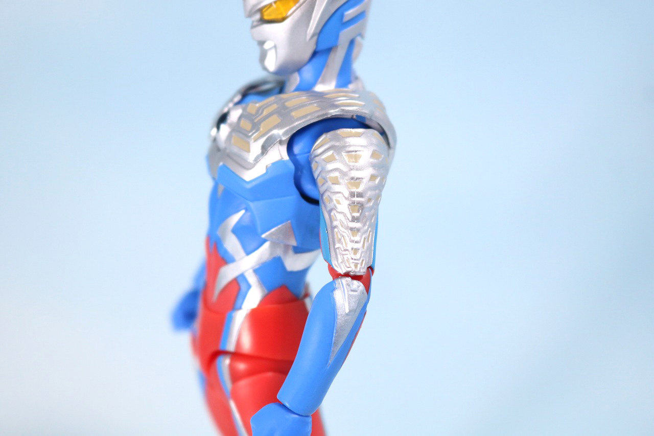 S.H.フィギュアーツ　ウルトラマンゼロ　レビュー　全身