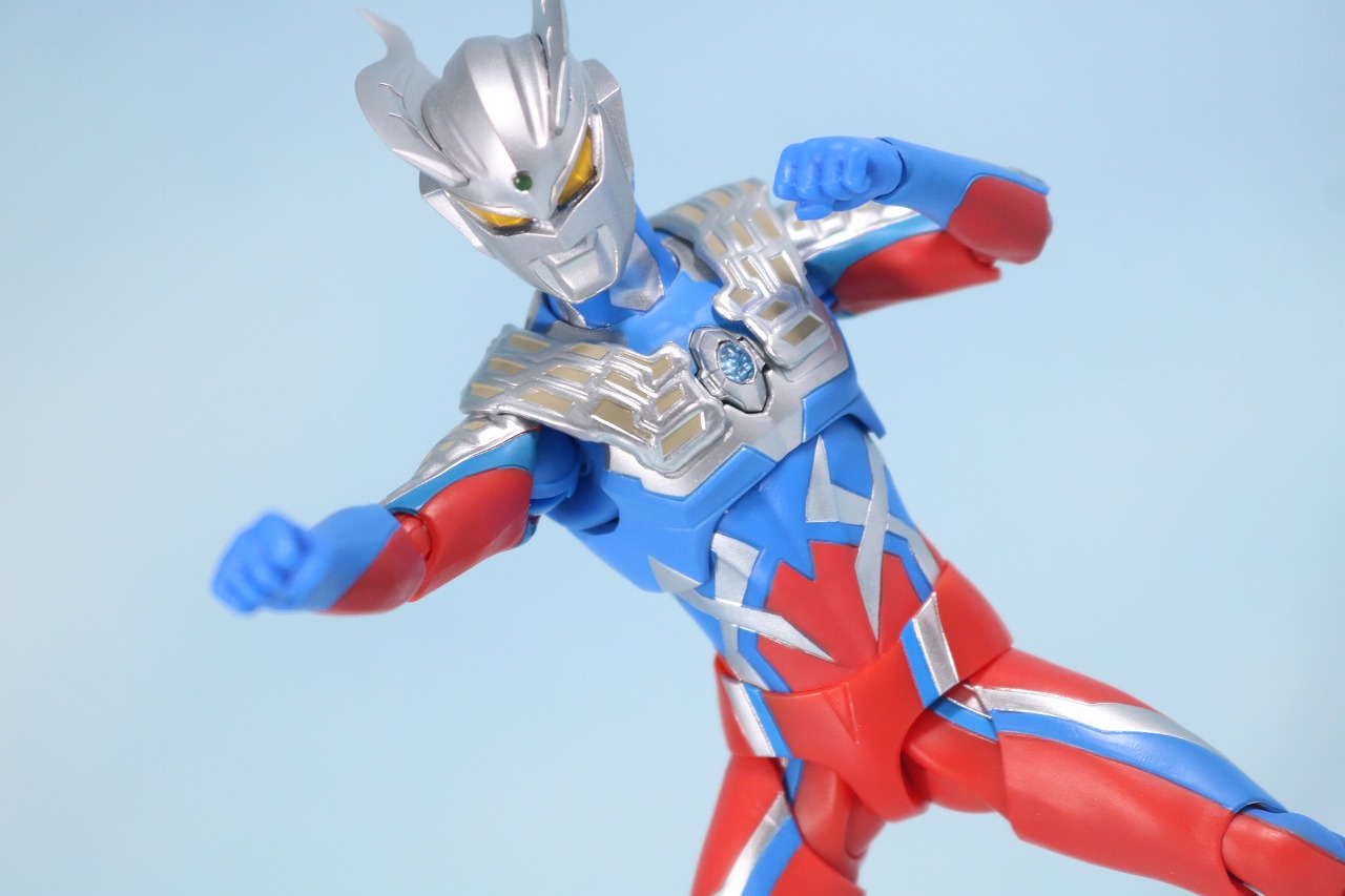 S.H.フィギュアーツ　ウルトラマンゼロ　レビュー　アクション