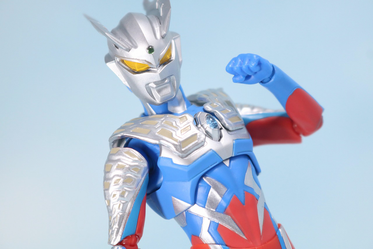 S.H.フィギュアーツ　ウルトラマンゼロ　レビュー　アクション