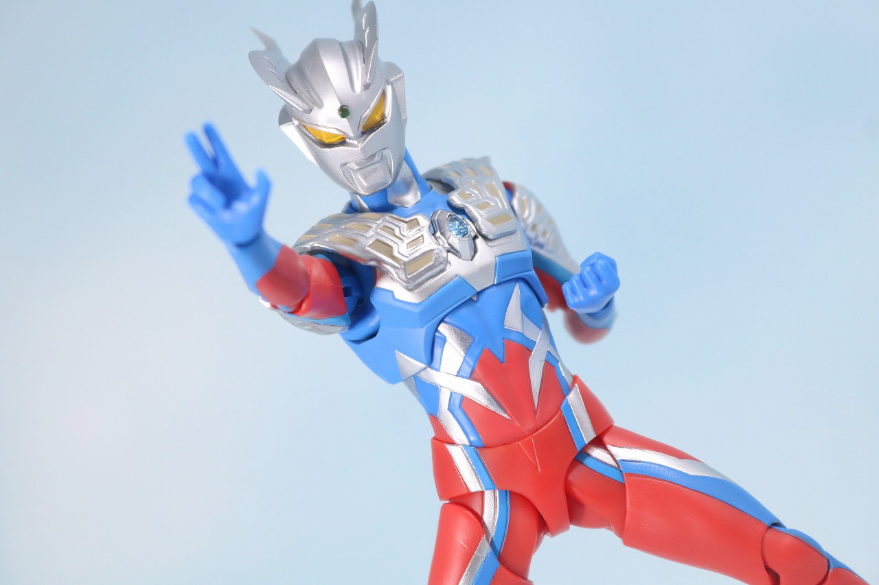 S.H.フィギュアーツ　ウルトラマンゼロ　レビュー　アクション