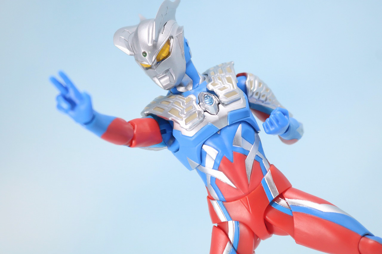 S.H.フィギュアーツ　ウルトラマンゼロ　レビュー　アクション