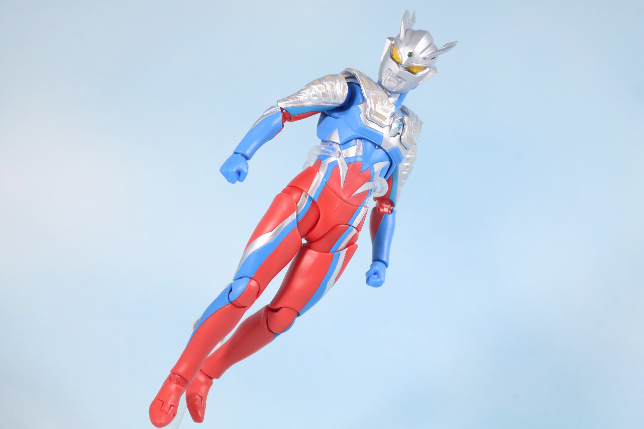 S.H.フィギュアーツ　ウルトラマンゼロ　レビュー　アクション