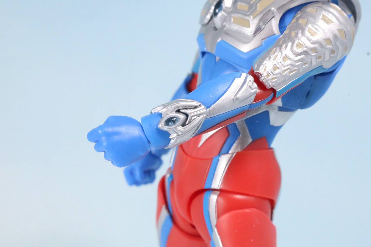 S.H.フィギュアーツ　ウルトラマンゼロ　レビュー　付属品　ウルティメイトブレスレット