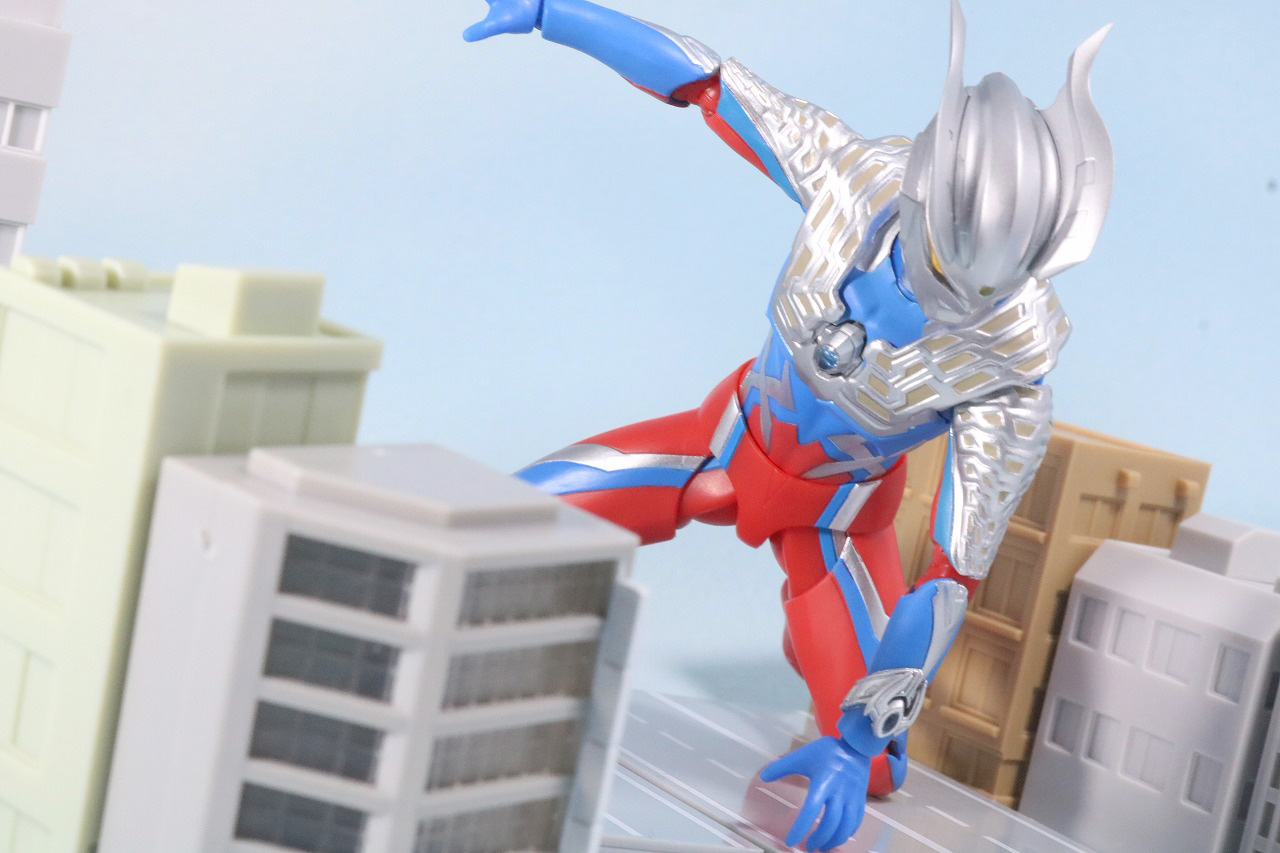 S.H.フィギュアーツ　ウルトラマンゼロ　レビュー　アクション