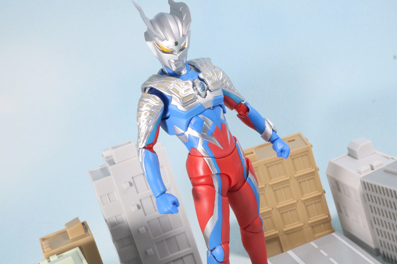 S.H.フィギュアーツ　ウルトラマンゼロ　レビュー　アクション