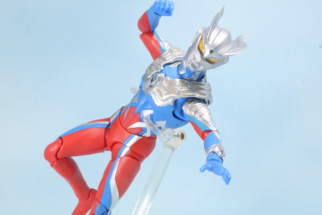 S.H.フィギュアーツ　ウルトラマンゼロ　レビュー　アクション