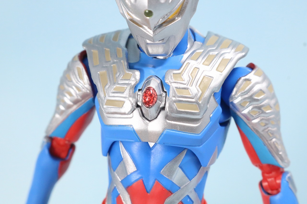 S.H.フィギュアーツ　ウルトラマンゼロ　レビュー　付属品　カラータイマー