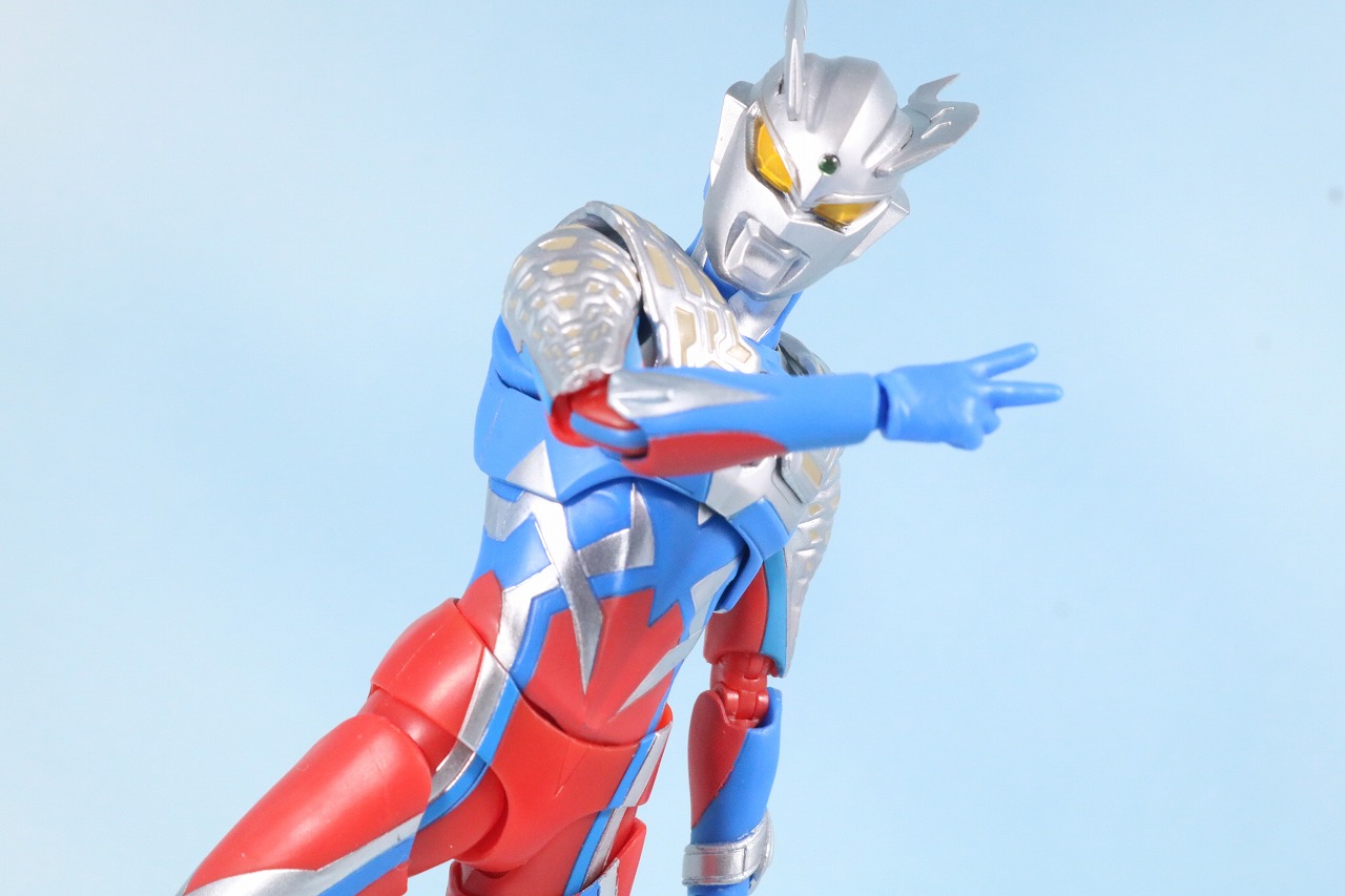 S.H.フィギュアーツ　ウルトラマンゼロ　レビュー　アクション