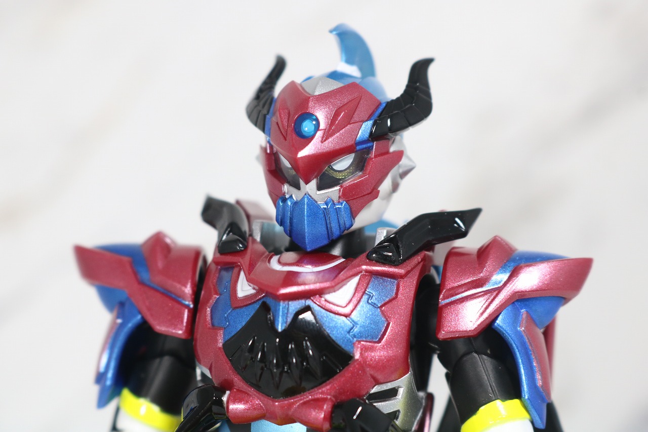 S.H.フィギュアーツ　仮面ライダーブレイブ　ファンタジーゲーマー　レベル50　レビュー　全身