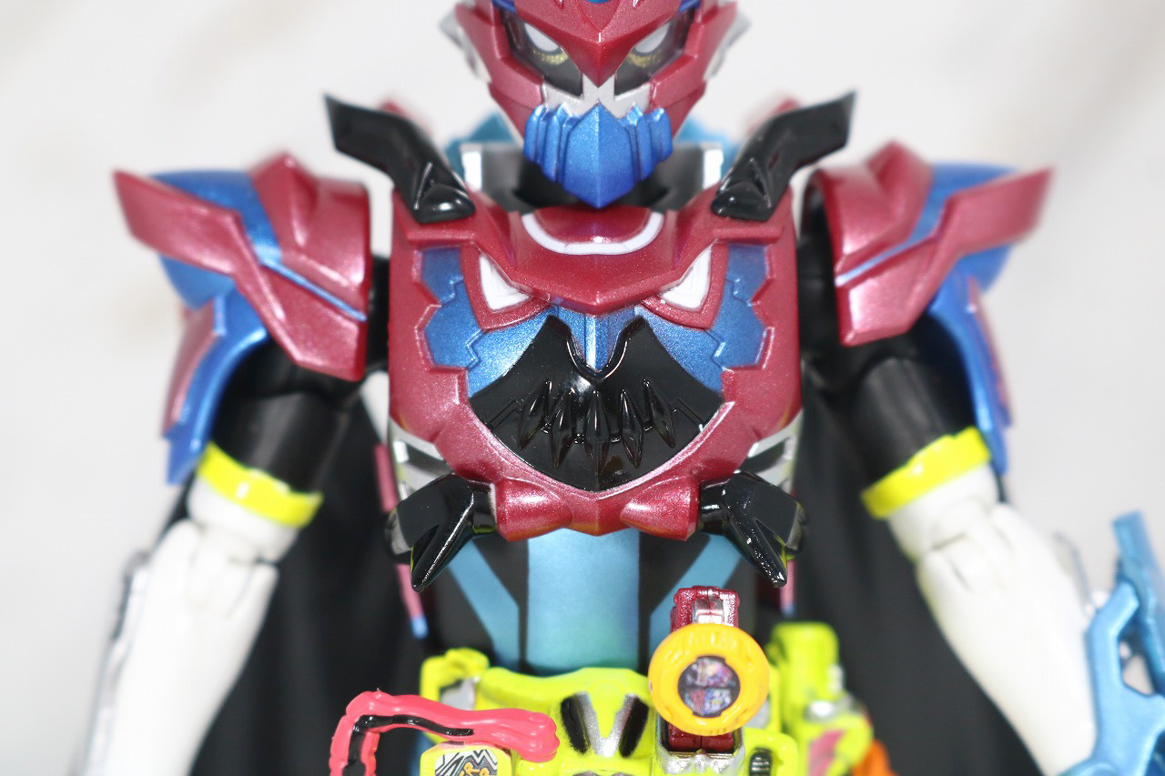 S.H.フィギュアーツ　仮面ライダーブレイブ　ファンタジーゲーマー　レベル50　レビュー　全身