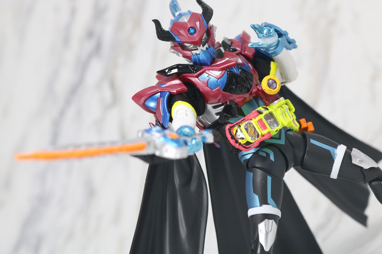 S.H.フィギュアーツ　仮面ライダーブレイブ　ファンタジーゲーマー　レベル50　レビュー　アクション