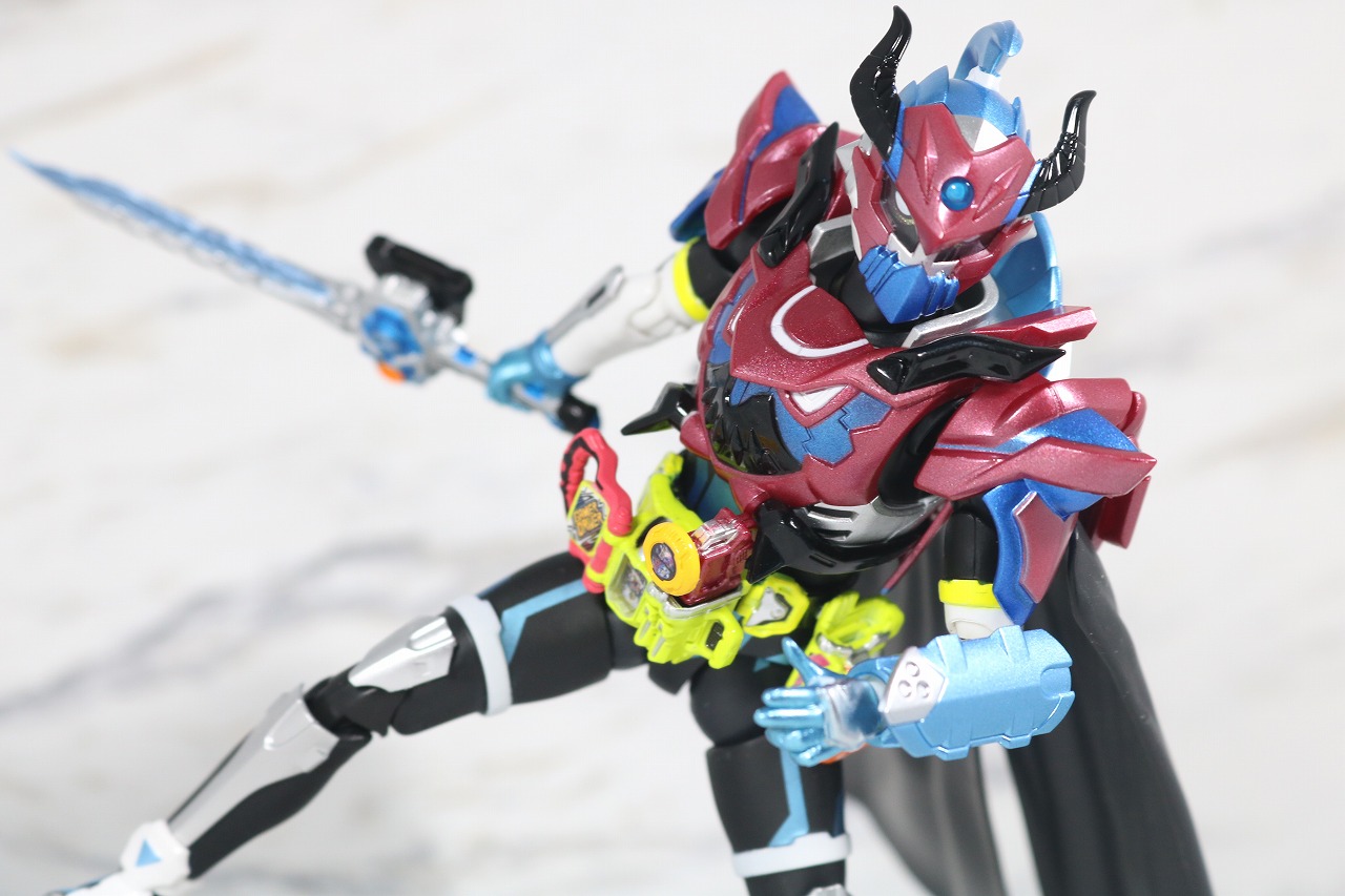 S.H.フィギュアーツ　仮面ライダーブレイブ　ファンタジーゲーマー　レベル50　レビュー　アクション