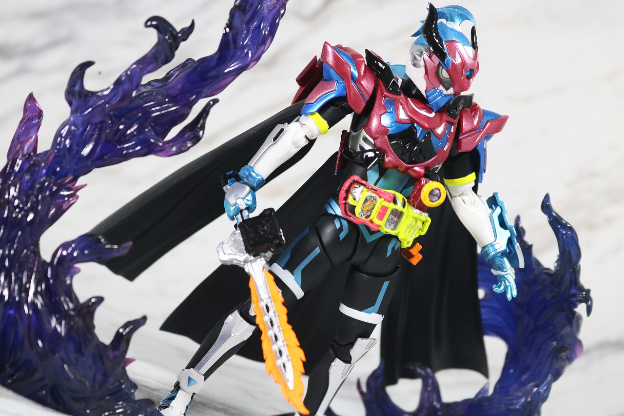 S.H.フィギュアーツ　仮面ライダーブレイブ ファンタジーゲーマー レベル50　レビュー