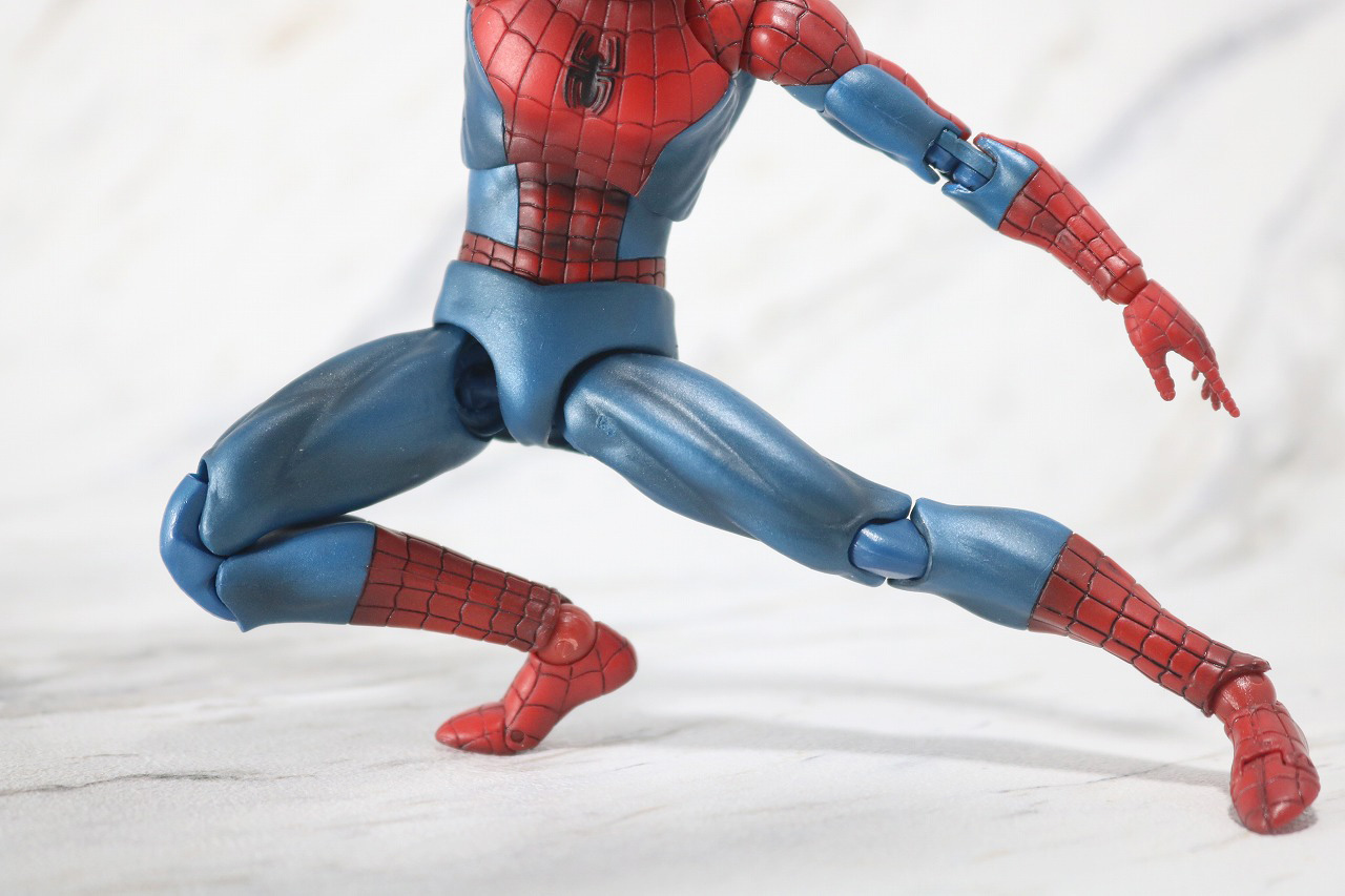 MAFEX　スパイダーマン　COMIC　コミック　Ver　レビュー　可動範囲