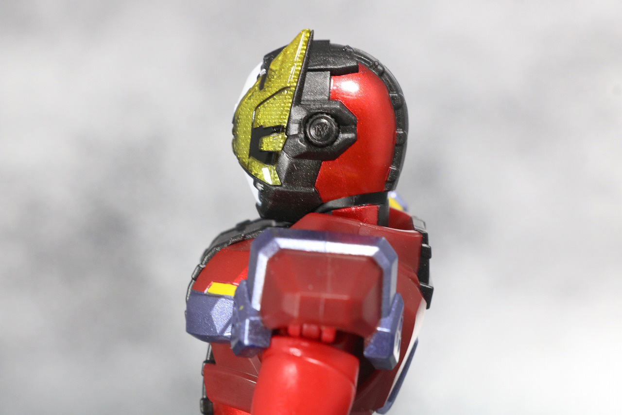 S.H.フィギュアーツ　仮面ライダーゲイツ　レビュー　可動範囲