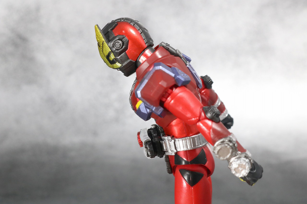 S.H.フィギュアーツ　仮面ライダーゲイツ　レビュー　可動範囲