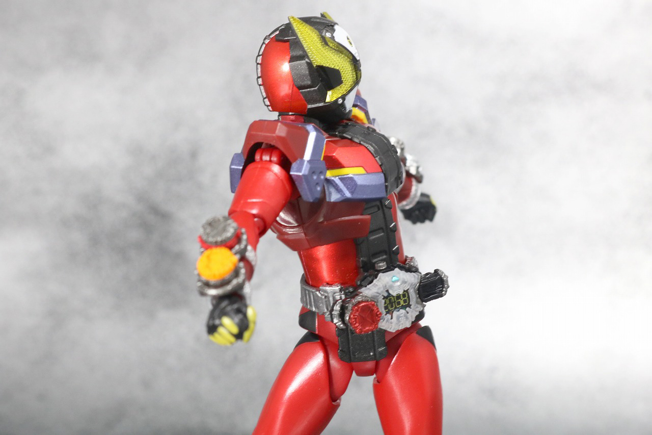 S.H.フィギュアーツ　仮面ライダーゲイツ　レビュー　可動範囲