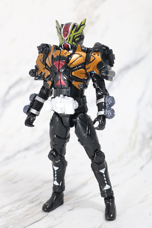 RKF RIDER KICK'S FIGURE　仮面ライダーゲイツリバイブ　剛烈　レビュー　全身