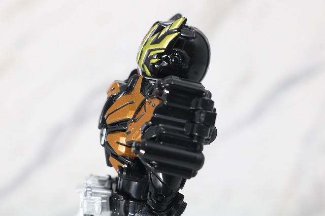 RKF RIDER KICK'S FIGURE　仮面ライダーゲイツリバイブ　剛烈　疾風　レビュー　可動範囲