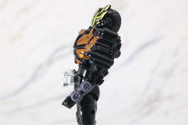 RKF RIDER KICK'S FIGURE　仮面ライダーゲイツリバイブ　剛烈　疾風　レビュー　可動範囲