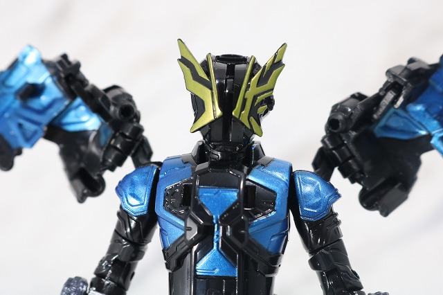 RKF RIDER KICK'S FIGURE　仮面ライダーゲイツリバイブ　剛烈　疾風　レビュー　変形ギミック