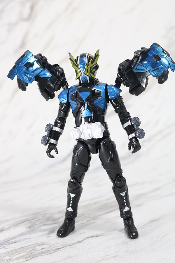 RKF RIDER KICK'S FIGURE　仮面ライダーゲイツリバイブ疾風　レビュー　全身