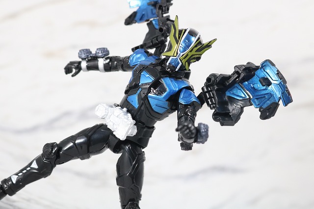 RKF RIDER KICK'S FIGURE　仮面ライダーゲイツリバイブ　剛烈　疾風　レビュー　アクション