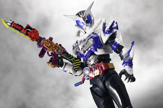 S.H.フィギュアーツ　仮面ライダーマッドローグ　レビュー　アクション