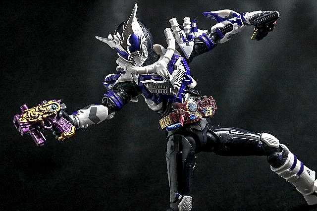 S.H.フィギュアーツ　仮面ライダーマッドローグ　レビュー　アクション