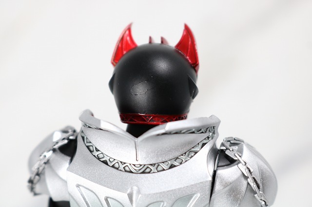 S.H.フィギュアーツ　仮面ライダーキバ　キバフォーム　真骨彫製法　レビュー　全身