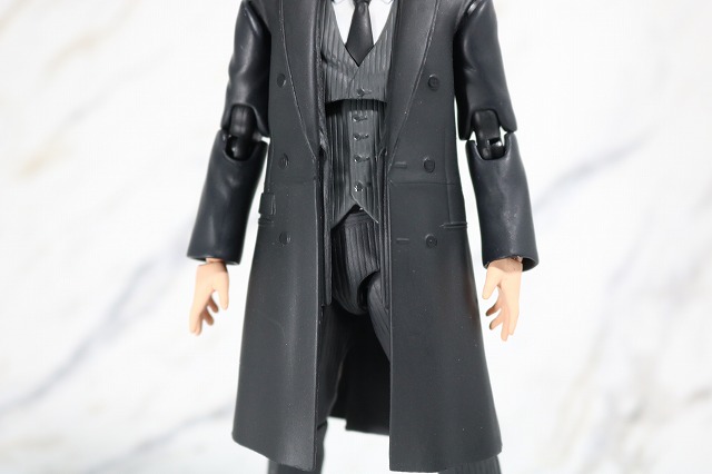 MAFEX　ブルース・ウェイン　ジャスティスリーグ　レビュー　全身