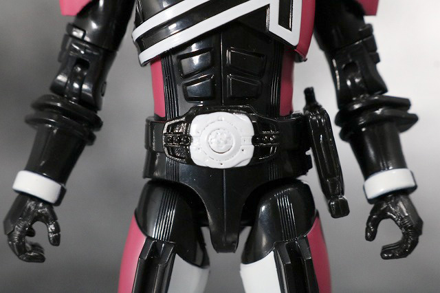 RKF RIDER KICK'S FIGURE 仮面ライダーディケイド　レビュー　全身