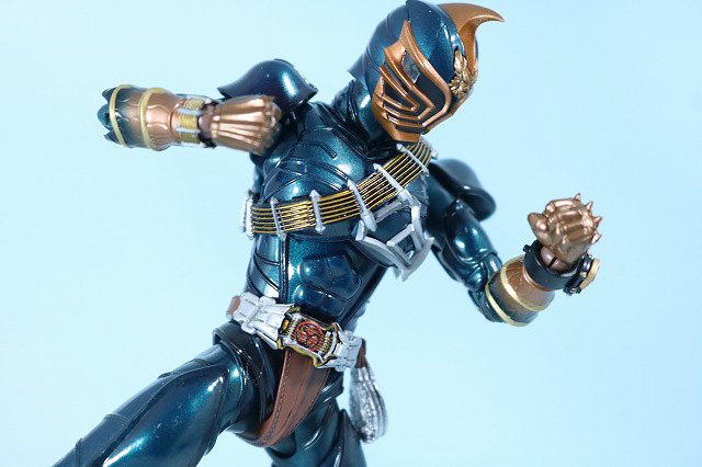 S.H.フィギュアーツ　仮面ライダー斬鬼　真骨彫製法　レビュー　アクション