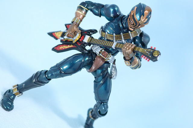 S.H.フィギュアーツ　仮面ライダー斬鬼　真骨彫製法　レビュー　アクション