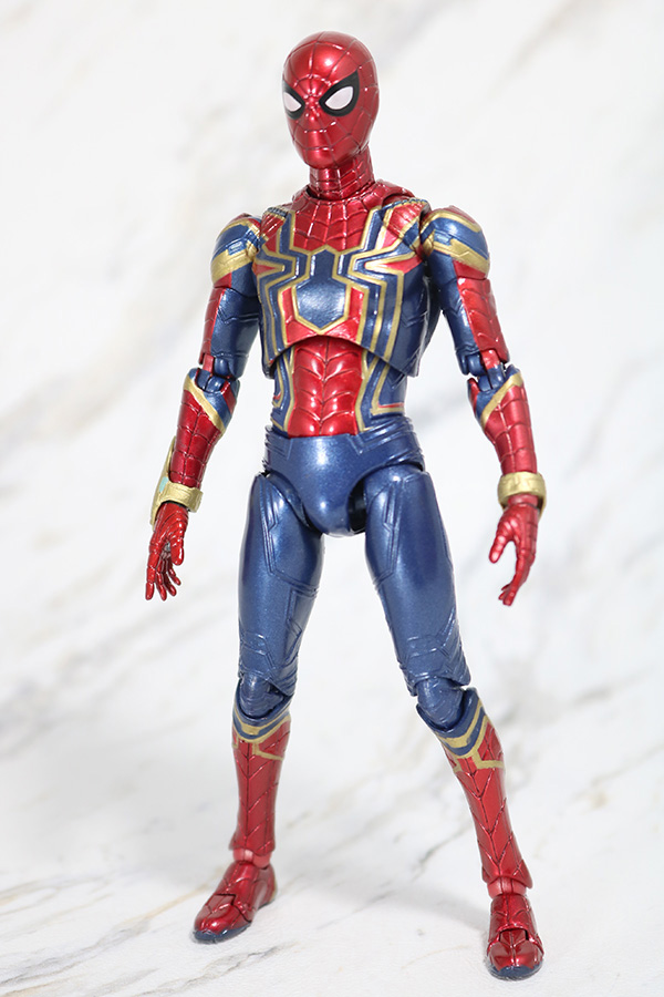 MAFEX　アイアン　スパイダーマン　レビュー　全身