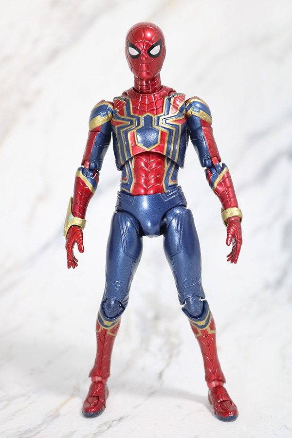 MAFEX　アイアン　スパイダーマン　レビュー　全身