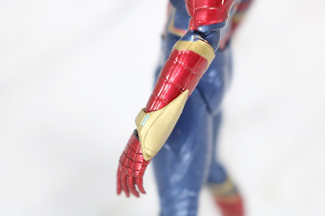 MAFEX　アイアン　スパイダーマン　レビュー　全身